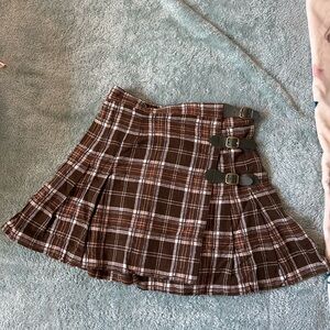 Chic Brown Plaid Mini Skirt with Buckle Details